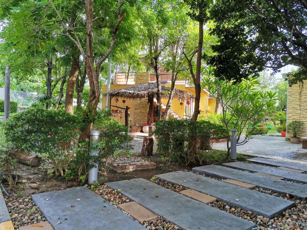 Bangkok.Grand.Resort Bang Bo Exterior foto