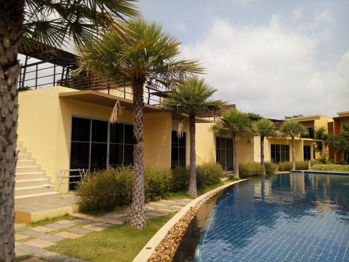 Bangkok.Grand.Resort Bang Bo Exterior foto